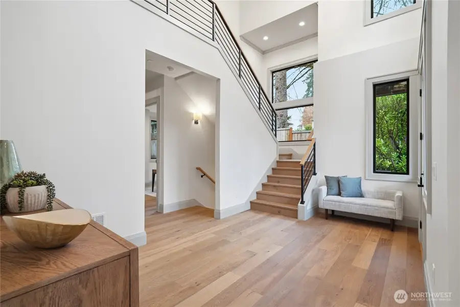 10648 SE 16th Street, Bellevue, WA 98004 - #2