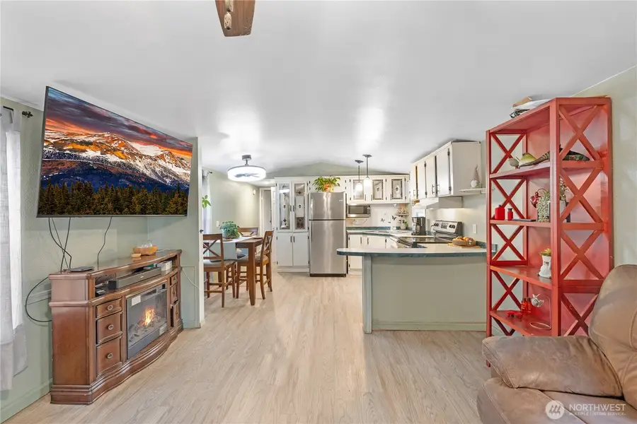 9810 State Avenue #16, Marysville, WA 98270 - #3