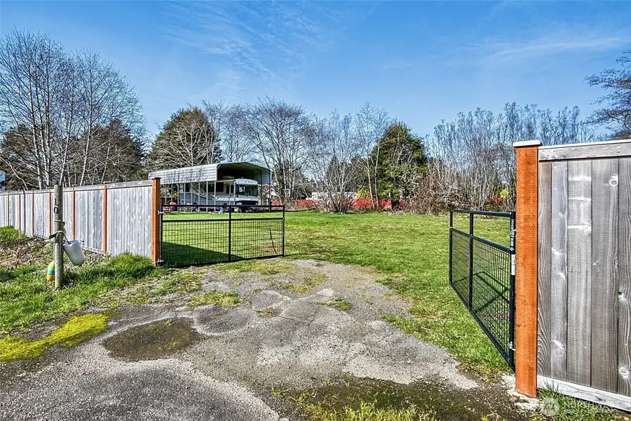 10 Fifth Avenue #OCEAN CITY TRS E 200' OF TR 25, Ocean Shores, WA 98569 - #2