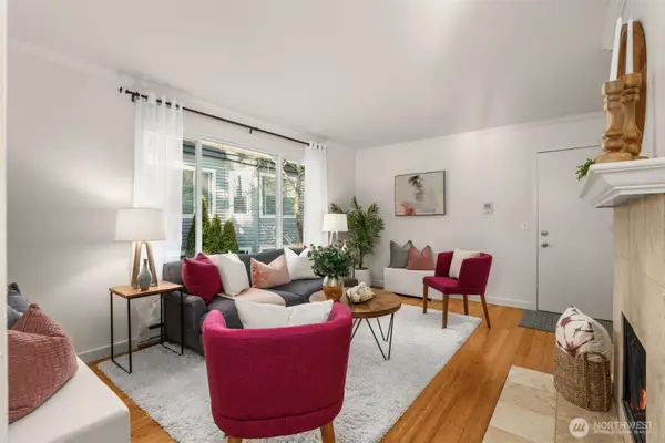 3626 14th Avenue W #203, Seattle, WA 98119