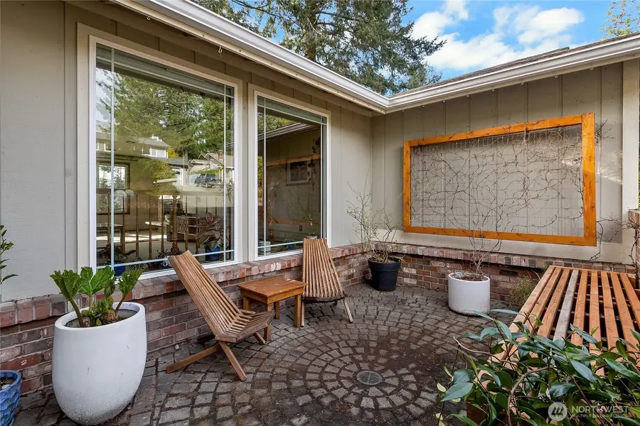 3715 Goldcrest Heights Nw, Olympia, WA 98502 - #3