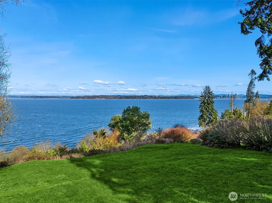 7946 Grand Avenue Ne, Bainbridge Island, WA 98110 - #2