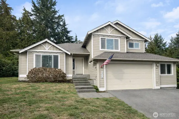 8412 NW Jeatran Place, Silverdale, WA 98383