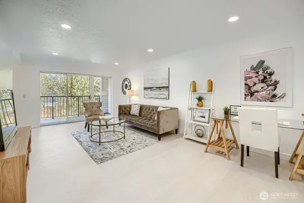 12631 NE 9th Place #C303, Bellevue, WA 98005