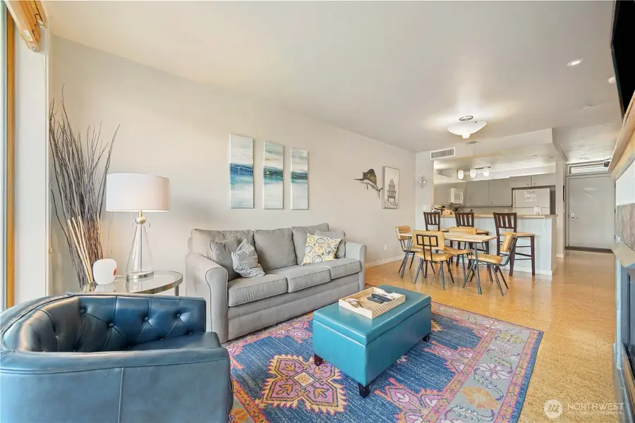 2220 W Woodin Avenue #106, Chelan, WA 98816 - #3