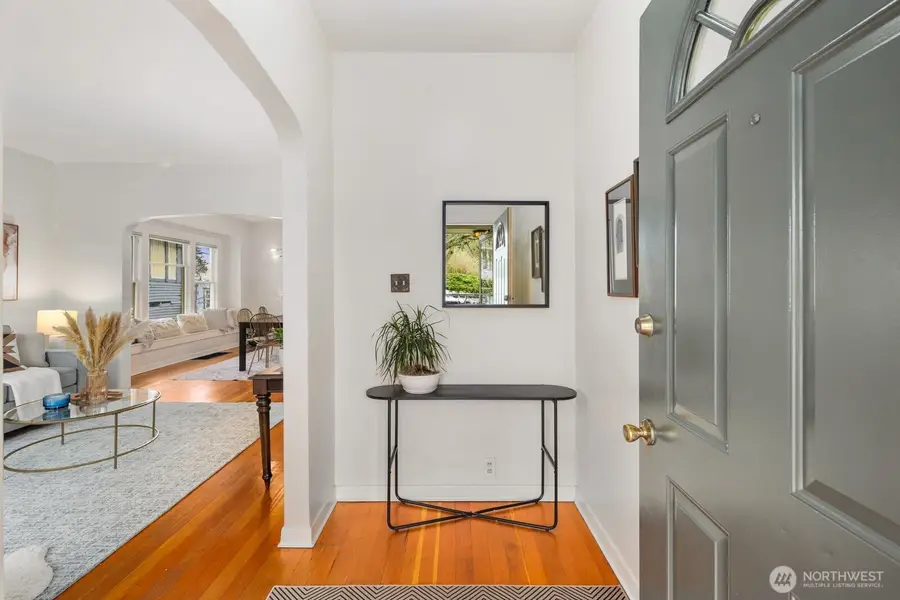 907 NW 61st Street, Seattle, WA 98107 - #3