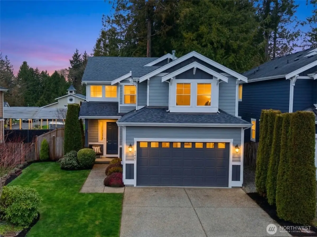 8225 1st Place Se, Lake Stevens, WA 98258 - #1