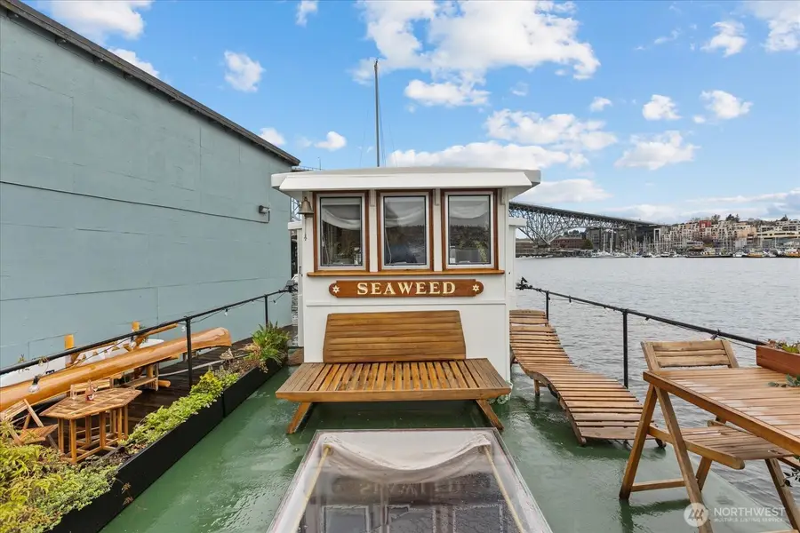 2706 Westlake Avenue N #01A, Seattle, WA 98109 - #3