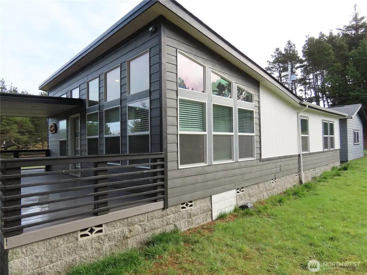 300 Surf Street, Westport, WA 98595 - #1