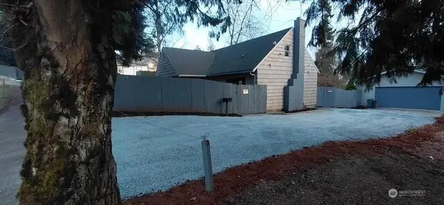 6221 S 129th Street, Seattle, WA 98178 - #2