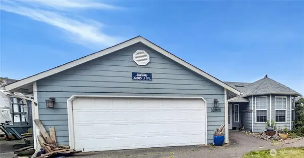 32805 J Place, Ocean Park, WA 98640