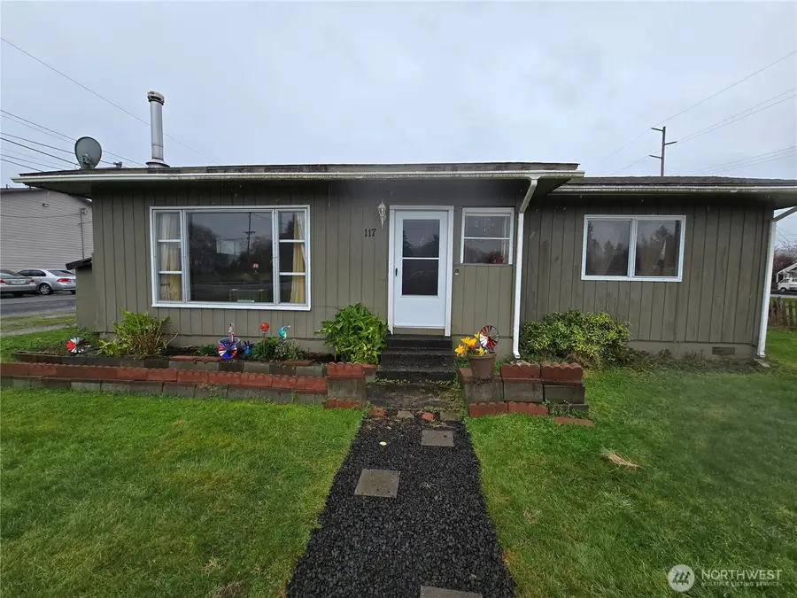 117 J Street, Cosmopolis, WA 98537 - #2