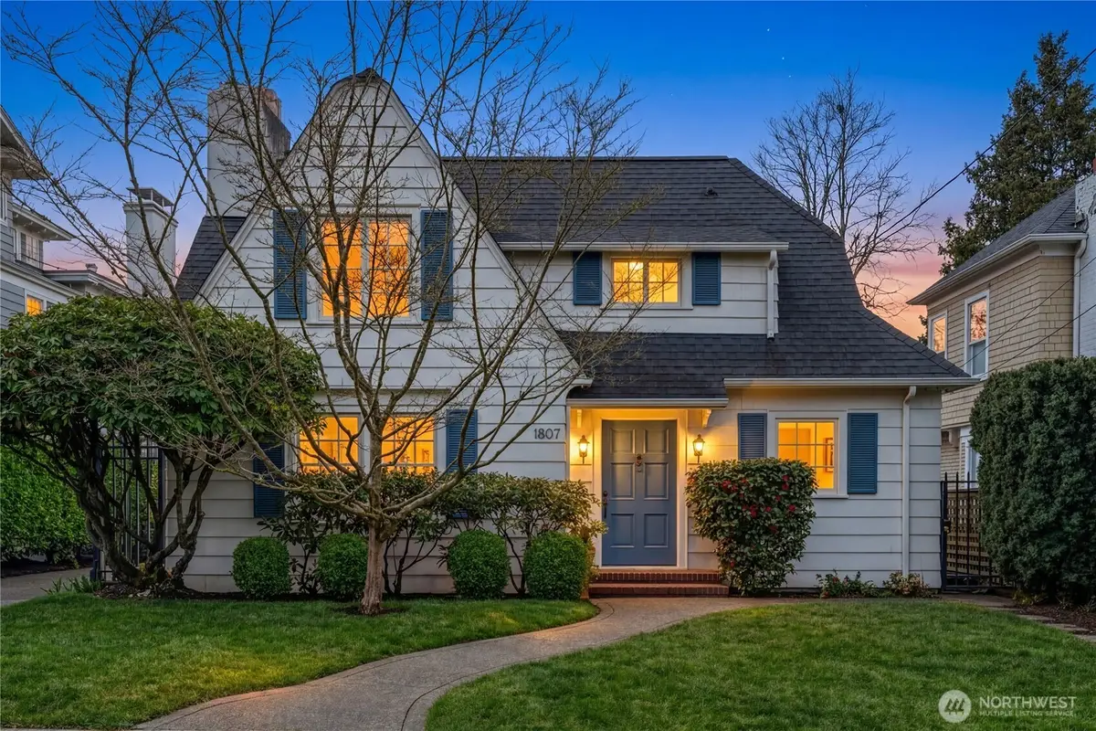 1807 Federal Avenue E, Seattle, WA 98102 - #1