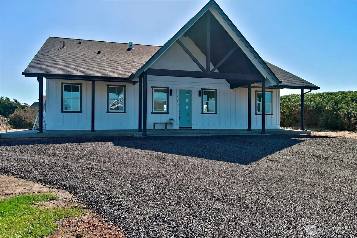 1229 Channel Avenue Sw, Ocean Shores, WA 98569 - #1