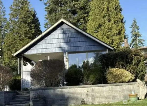 5118 Seaview Drive, Blaine, WA 98230