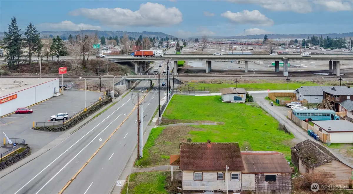 311 A Street Se, Auburn, WA 98002 - #1