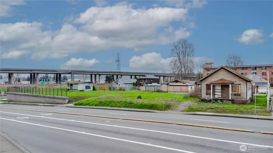 311 A Street Se, Auburn, WA 98002 - #3