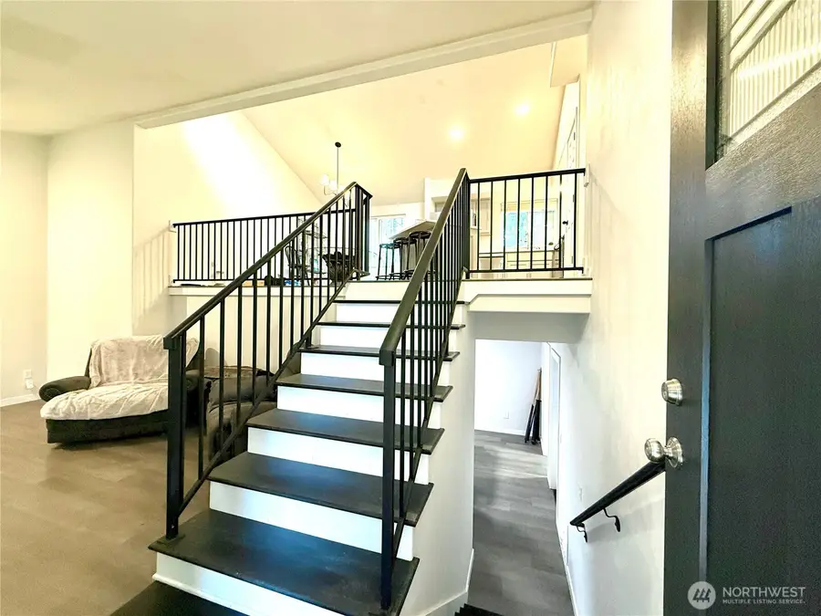 18240 E Clear Lake Boulevard Se, Yelm, WA 98597 - #3