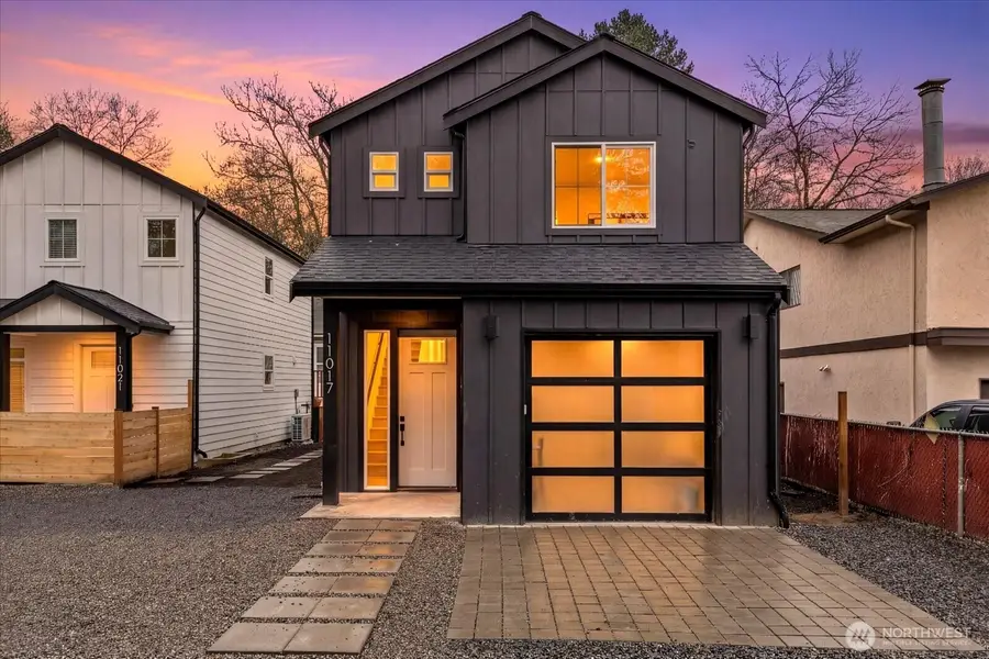 11017 35th Avenue Ne, Seattle, WA 98125 - #2