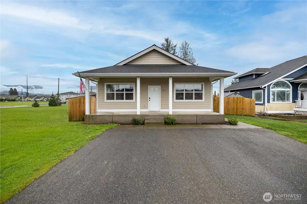 235 Morton Street, Sumas, WA 98295 - #1