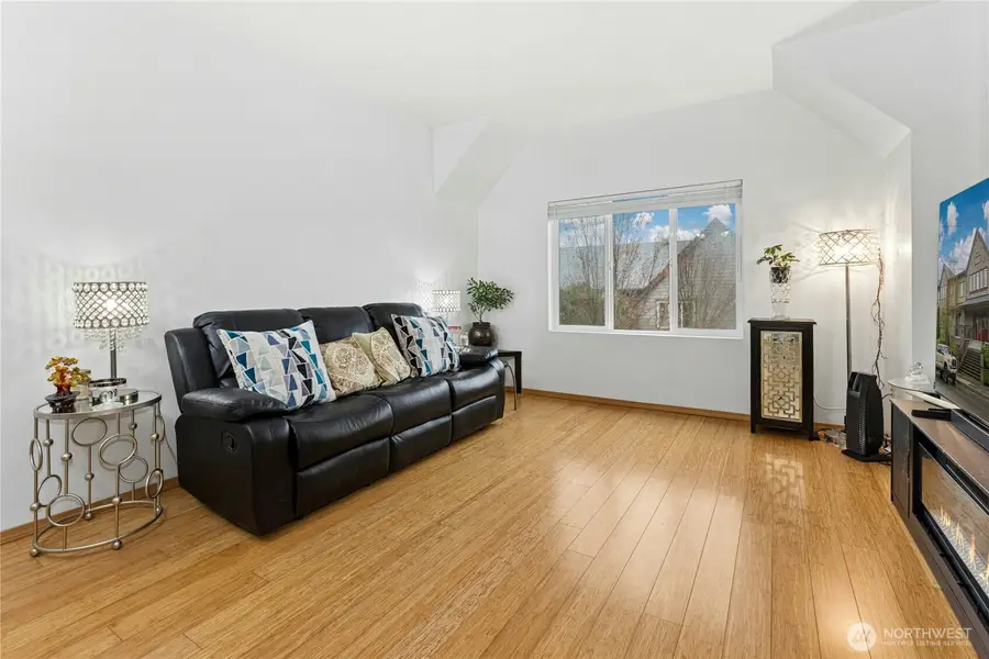 1736 10th Avenue Ne #C213, Issaquah, WA 98209 - #2