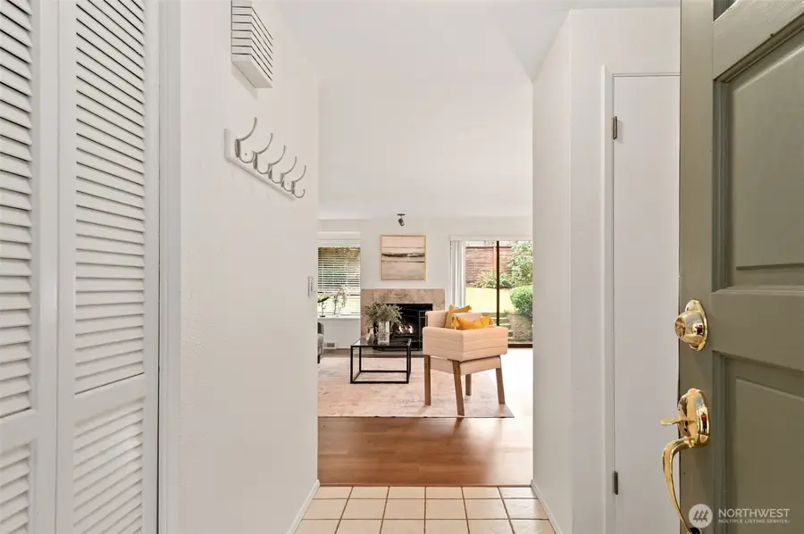 11312 39th Avenue Ne, Seattle, WA 98125 - #3