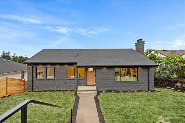 2518 36th Avenue W, Seattle, WA 98199