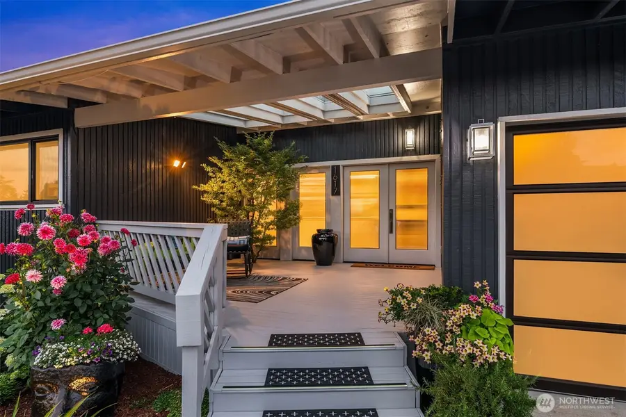 1617 121st Avenue Se, Bellevue, WA 98005 - #2