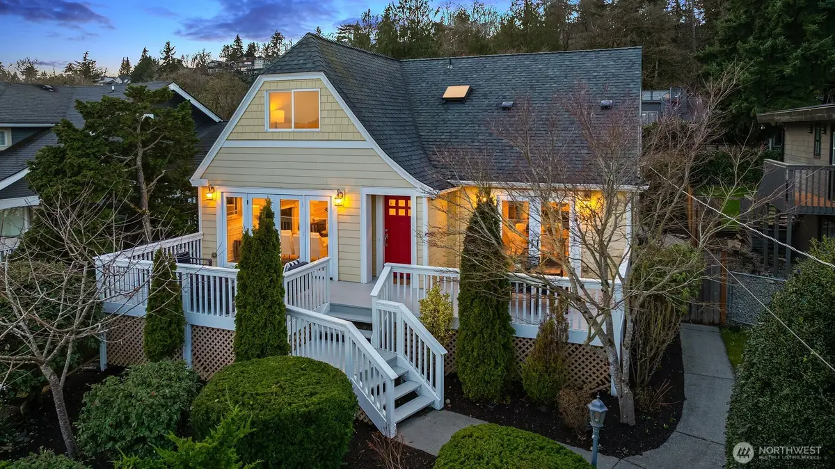 407 35th Avenue S, Seattle, WA 98144 - #1