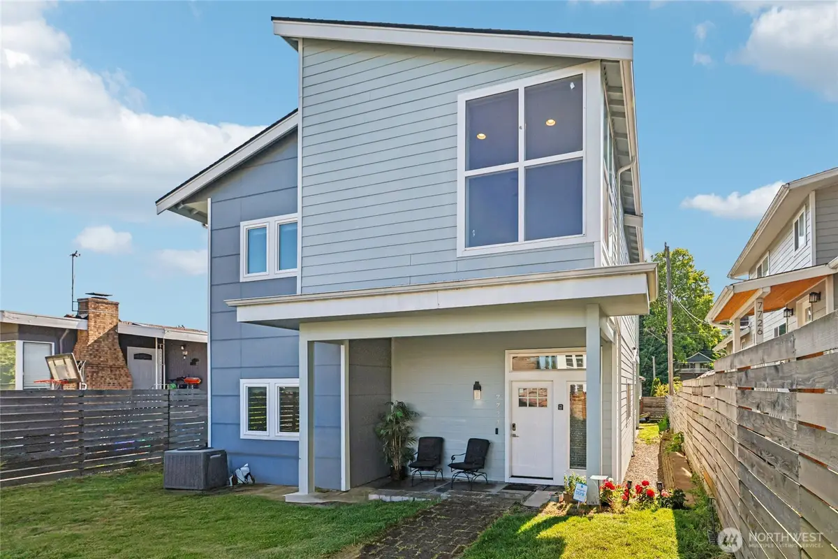 7724 16th Avenue Sw, Seattle, WA 98106 - #1