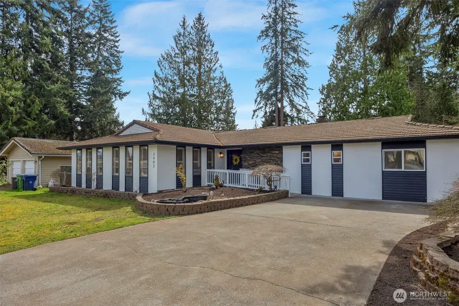 2402 Larlin Drive, Everett, WA 98203 - #2