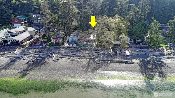 566 Sundin Drive, Camano Island, WA 98282