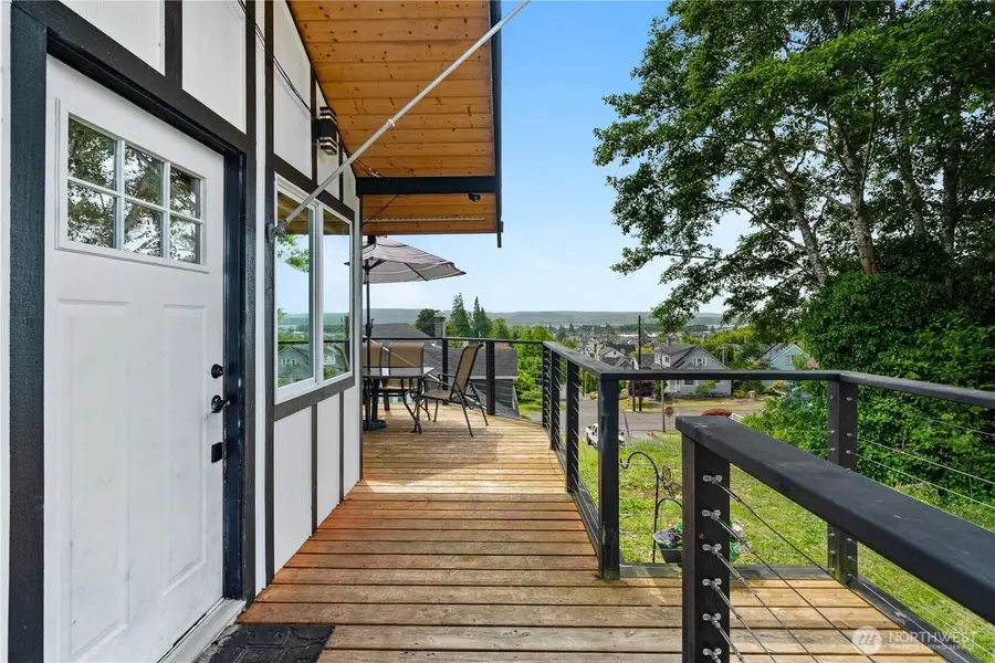 908 N Jeffries Street, Aberdeen, WA 98520 - #3