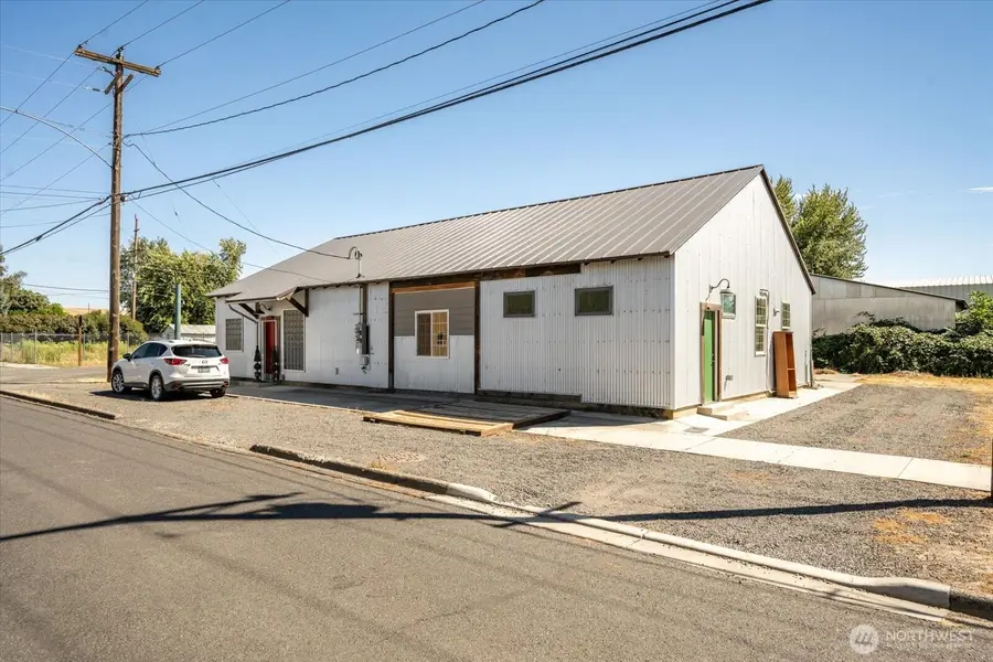432 E Seventh Street, Waitsburg, WA 99361 - #2