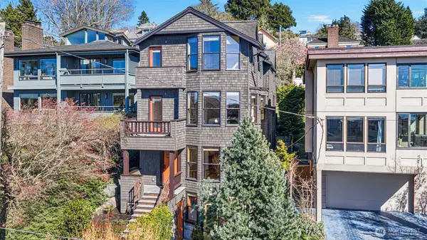 1524 10th Avenue W, Seattle, WA 98119