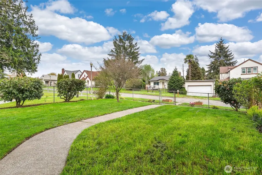 408 S 49th Street, Tacoma, WA 98408 - #3