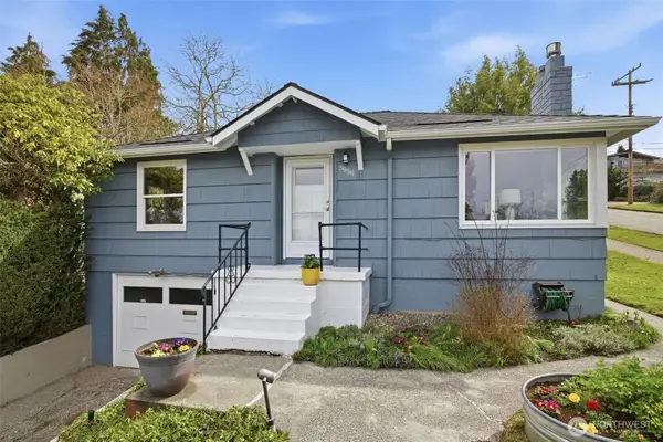 5956 37th Avenue Sw, Seattle, WA 98126