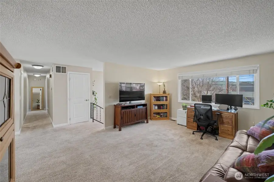 11 N Nile, East Wenatchee, WA 98802 - #3