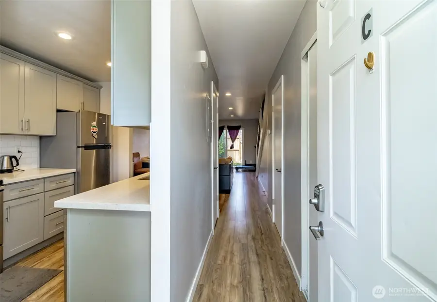 12416 SE 272nd # C, Kent, WA 98030 - #2