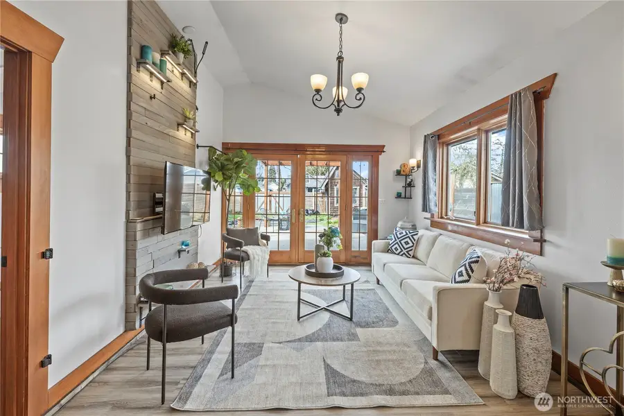 6822 S Lawrence Street, Tacoma, WA 98409 - #3