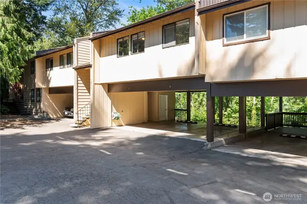 1211 N 8th Street #4, Mount Vernon, WA 98273