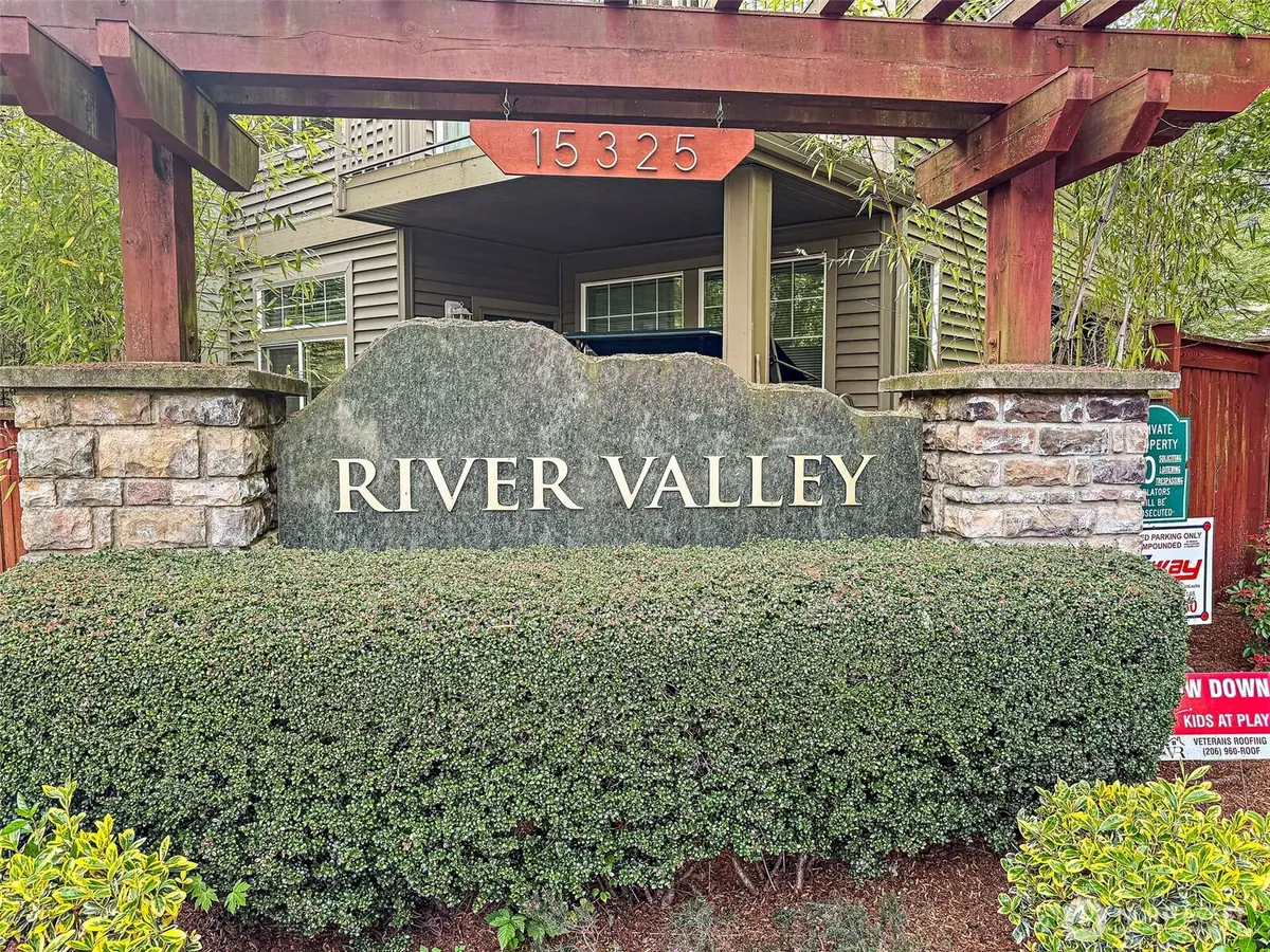 15325 SE 155th Place #E2, Renton, WA 98058 - #1