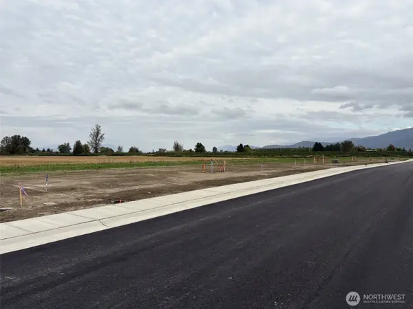 212 W 4th Street S #28, Everson, WA 98247