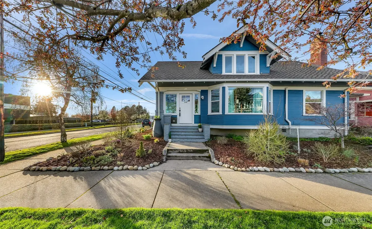 2101 Young Street, Bellingham, WA 98225 - #1