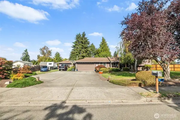 2105 W Stewart, Puyallup, WA 98371