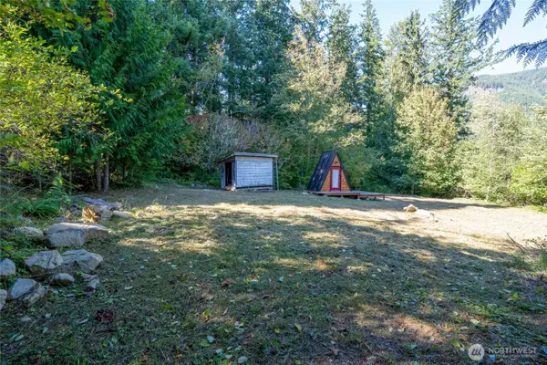 31729 558th St E, Ashford, WA 98304