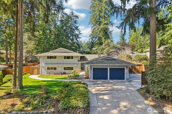 9207 120th Avenue Se, Newcastle, WA 98056