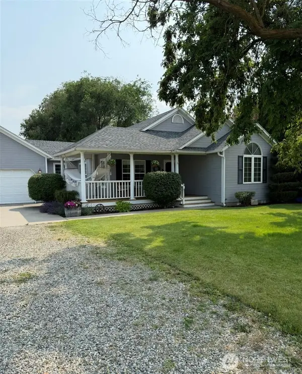 432 5th Avenue, Oroville, WA 98844