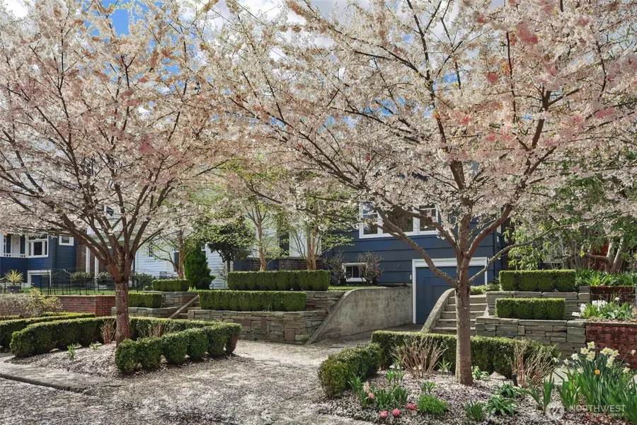 719 35th Avenue, Seattle, WA 98122 - #2