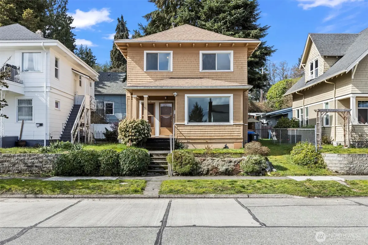 1014 1014 1/2 So. Lawrence Street, Tacoma, WA 98405 - #1